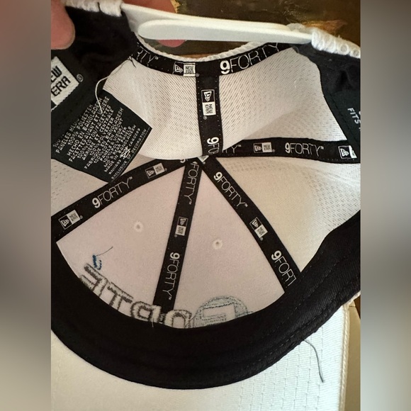 NWT Forte 9-forty New Era Hat Adjustable White & Blue RARE HTF Sleek Cool Hat - Picture 7 of 7